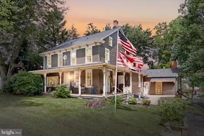 221 Cherry Street, York, PA 17402 - Photo 1