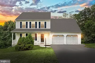 25 Westminster Ct, Mount Wolf, PA 17347 - Photo 1