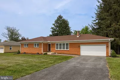 101 Lynbrook Drive N, York, PA 17402 - Photo 1