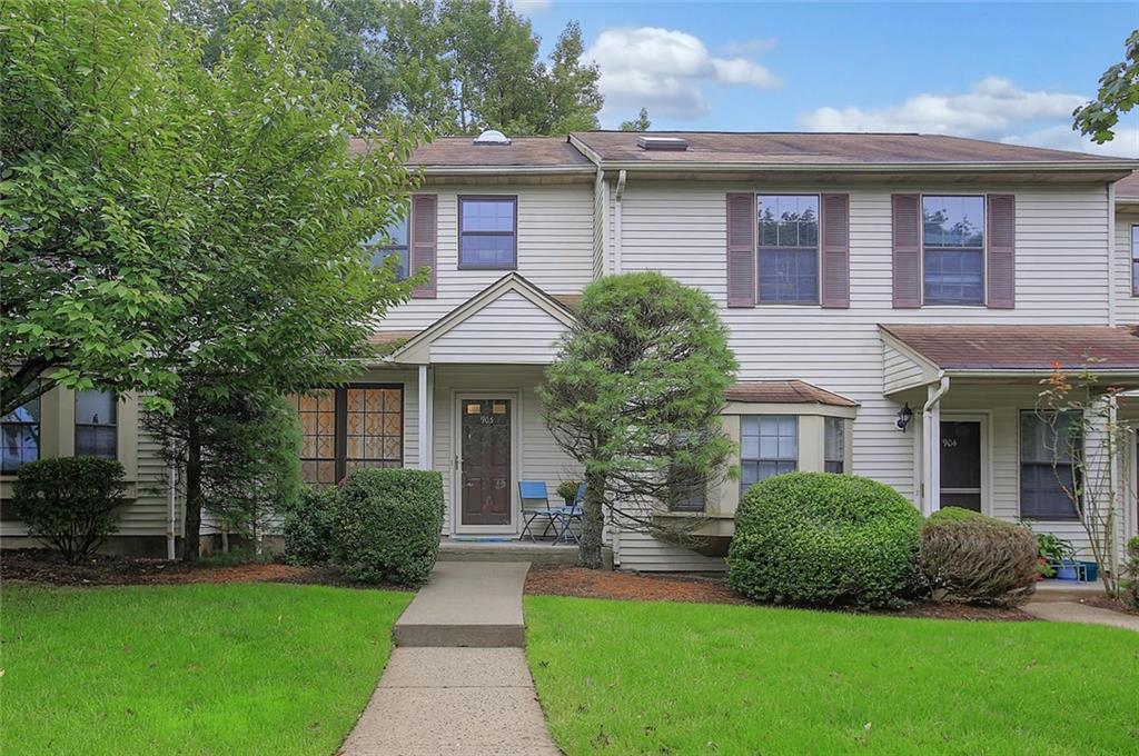903 Maplecrest Rd 903, Edison, NJ 08820 MLS 1908497 Coldwell Banker