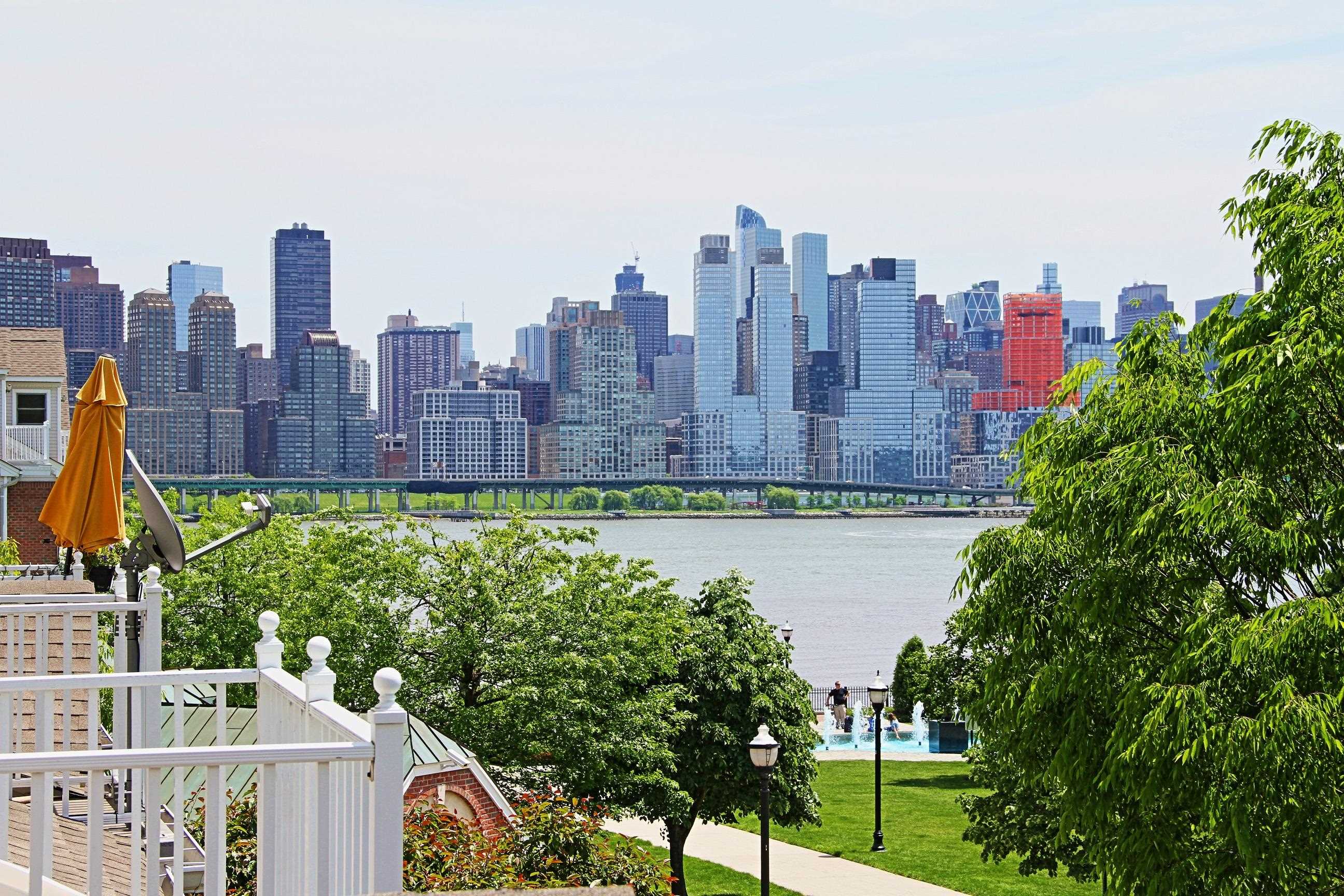 398 Kingston Ct, West New York, NJ 07093 MLS 230003273 Coldwell Banker