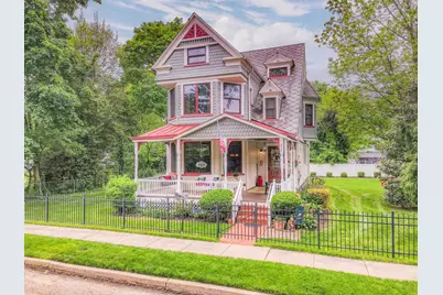 215 Walnut Ave, Beverly, NJ 08010 - Photo 1