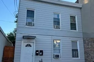 415 26th St, Union City, NJ 07087 - Photo 1