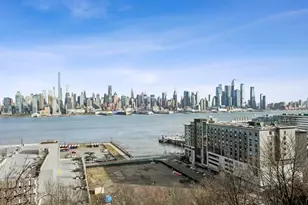 1055 Blvd E, Weehawken, NJ 07086 - Photo 1