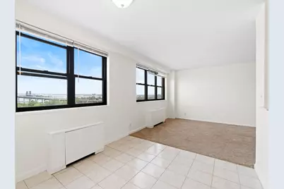 1225 Kennedy Blvd #8A, Bayonne, NJ 07002 - Photo 1