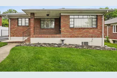 21 Pikeview Terrace, Secaucus, NJ 07094 - Photo 1