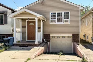 9 Suburbia Ct, Jersey City, NJ 07305 - Photo 1