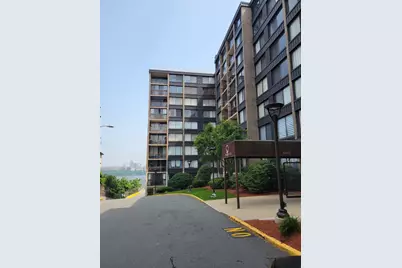 9060 Palisade Ave #920, North Bergen, NJ 07047 - Photo 1