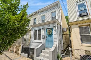 141 Van Horne St, Jersey City, NJ 07304 - Photo 1