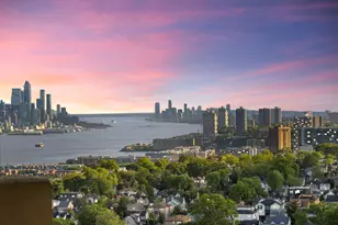 200 Winston Dr, Cliffside Park, NJ 07010 - Photo 1