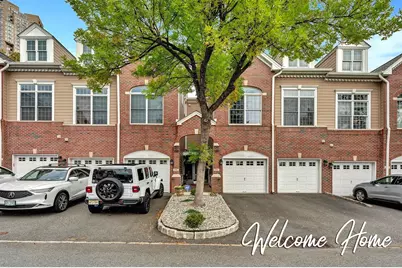 156 Lydia Dr, Guttenberg, NJ 07093 - Photo 1