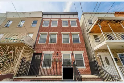 175 Van Horne St #1, Jersey City, NJ 07304 - Photo 1