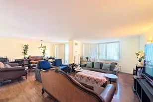 412 Harmon Cove Tower, Secaucus, NJ 07094 - Photo 1