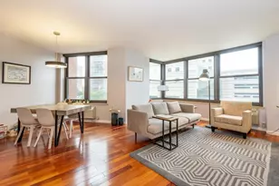 102 Christopher Columbus Dr, Jersey City, NJ 07302 - Photo 1