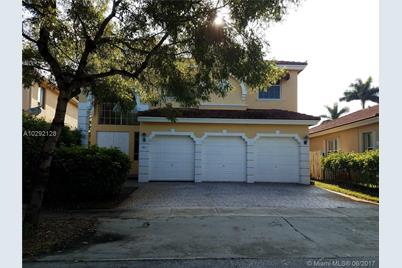 5401 SW 130th Ave - Photo 1