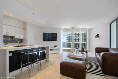 4779 Collins Ave #2204 - Photo 1