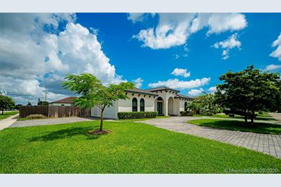 13161 Sw 209th St Miami Fl 33177 Mls A10920111 Coldwell Banker