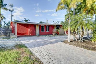 819 NW 26th - Photo 1