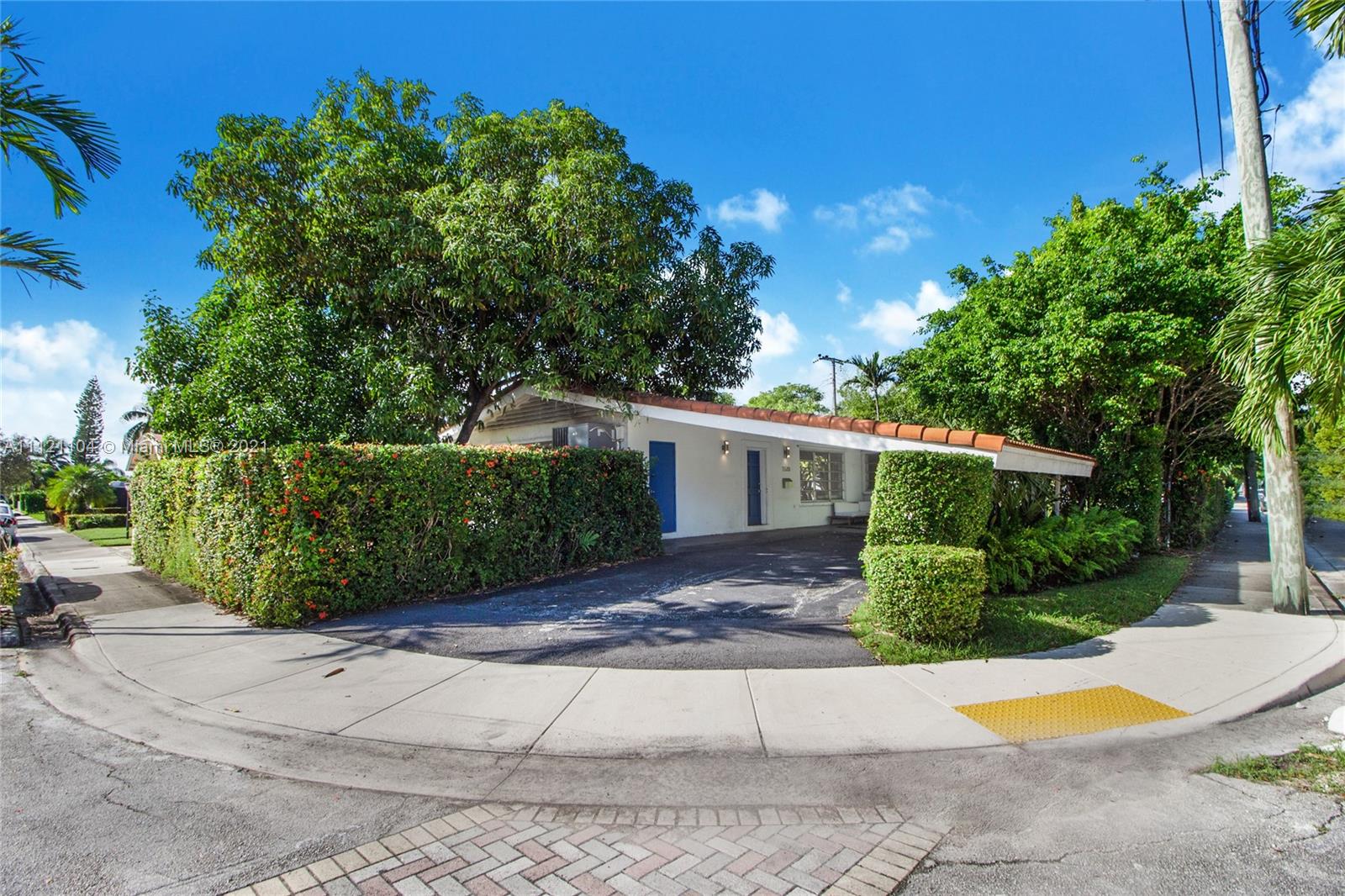 1570 N Treasure Dr, North Bay Village, FL 33141 MLS A11121104