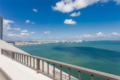 520 Brickell Key Dr #PH03, Miami, FL 33131 - Photo 1