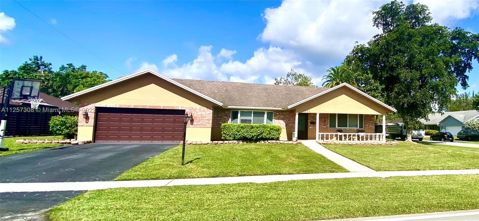 101 El Dorado Parkway, Plantation, FL 33317 MLS A11257308 Coldwell