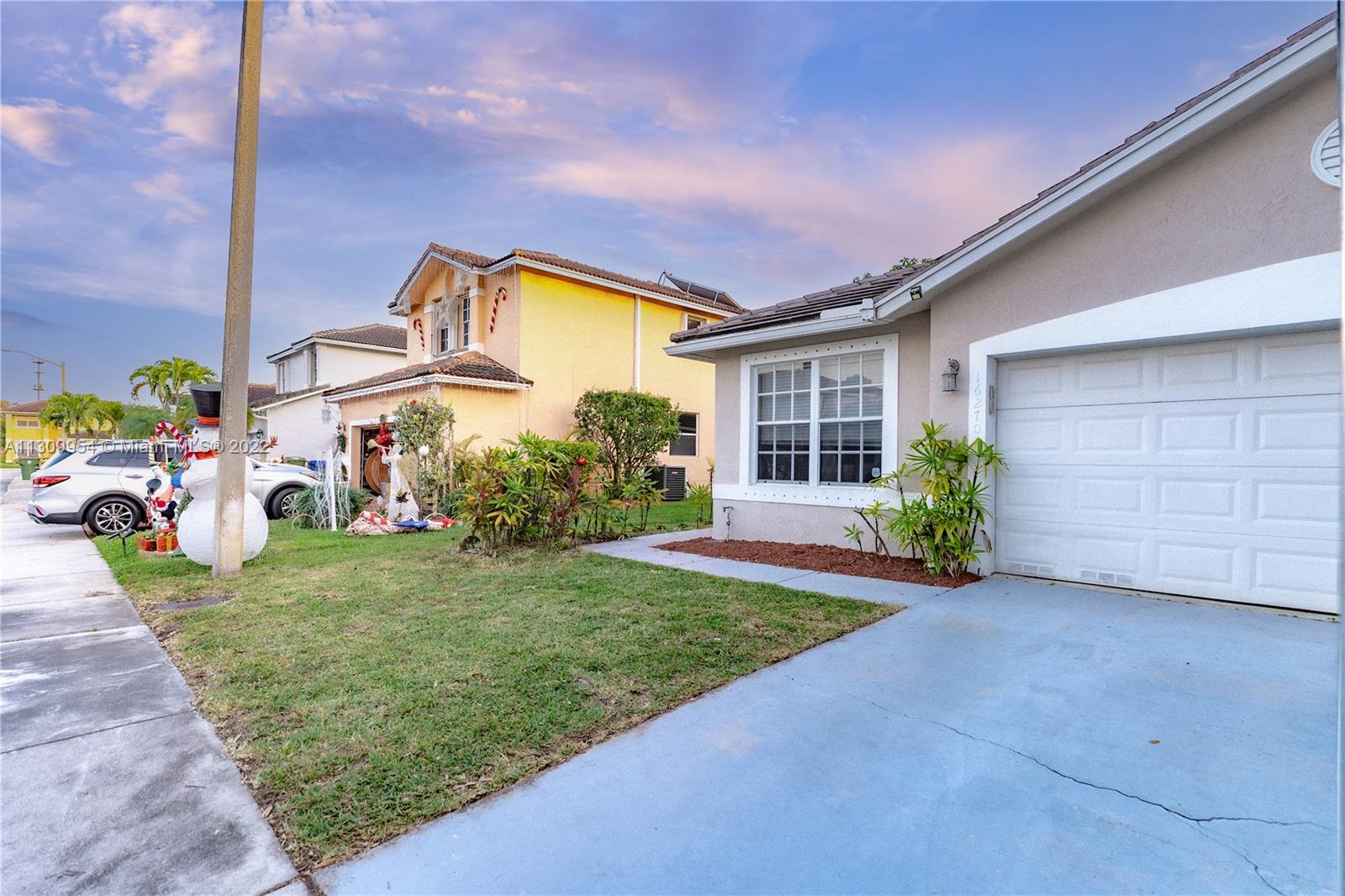 16270 NW 17th Ct, Pembroke Pines, FL 33028 MLS A11309954 Coldwell Banker