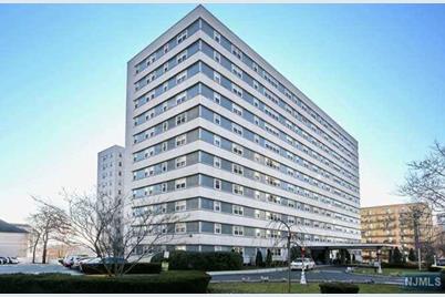 280 Prospect Ave 7 B Hackensack Nj 07601 Mls 1900838 Coldwell 280 Prospect Ave 7 B Hackensack Nj 07601