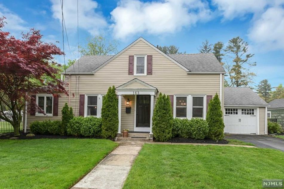 163 Elmwood Pl, Wyckoff Township, NJ 07481 MLS 1921448 Coldwell Banker