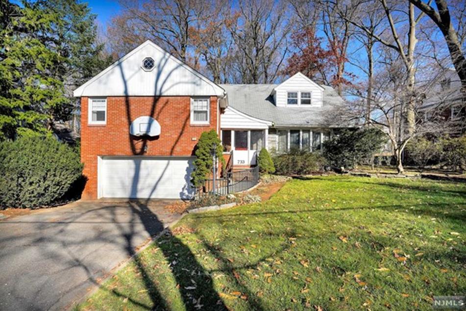 733 Winthrop Rd, Teaneck Township, NJ 07666 MLS 20049306 Coldwell Banker