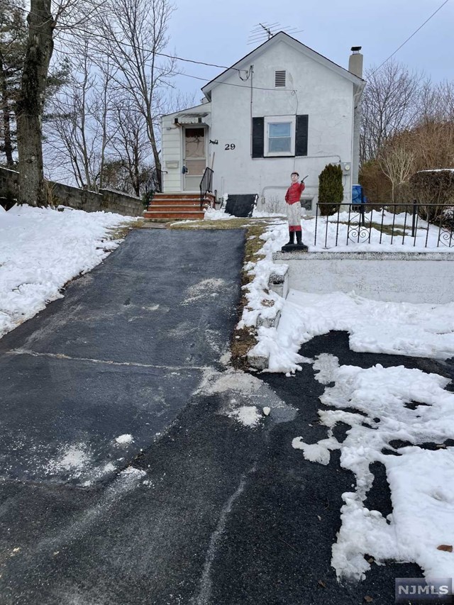 29 Oldham Rd, Wayne, NJ 07470 MLS 22003318 Coldwell Banker