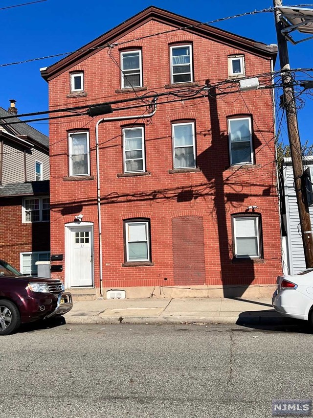 32 Charles St, Lodi, NJ 07644 MLS 22004816 Coldwell Banker