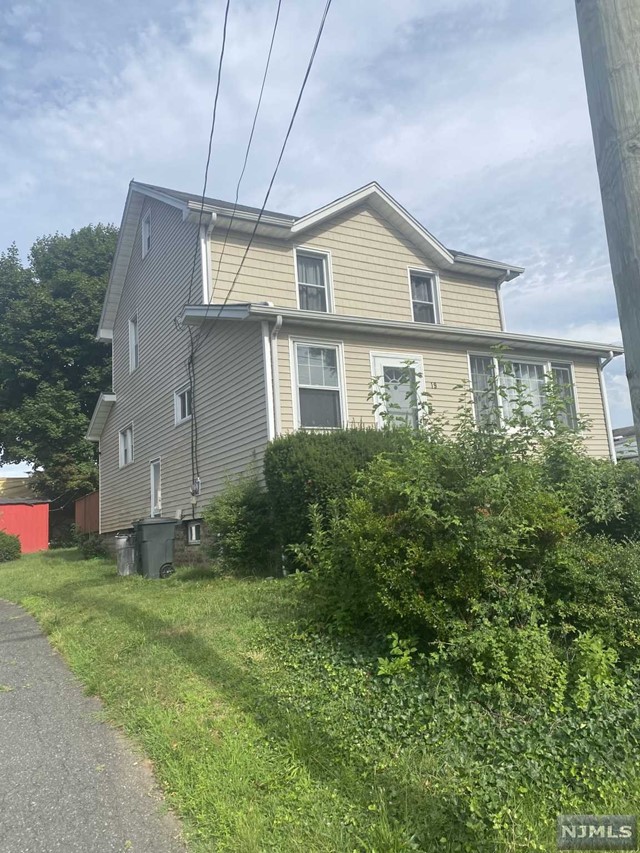 19 Bergman Terrace, Dumont, NJ 07628 MLS 22030538 Coldwell Banker