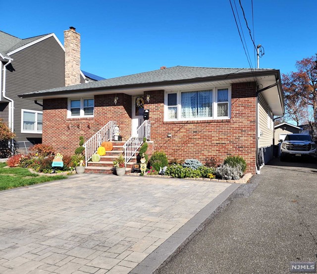 320 Congress St, Saddle Brook Township, NJ 07663 MLS 23009747