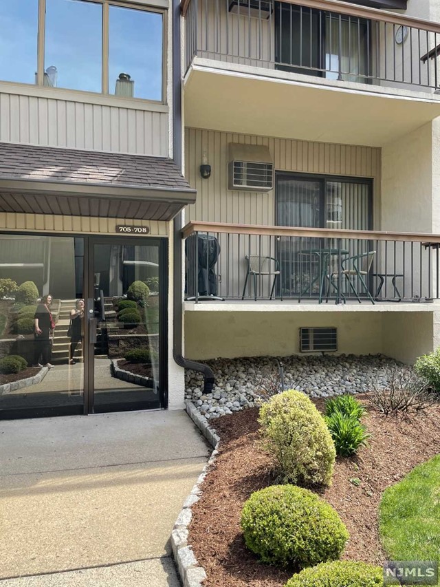 302 Hackensack St, Wood Ridge, NJ 07075 MLS 23010790 Coldwell Banker