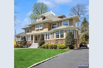 200 Park St Montclair NJ 07042 MLS 23010990 Coldwell Banker