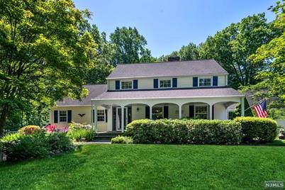 15 Orchard Road, Kinnelon, NJ 07405 - Photo 1