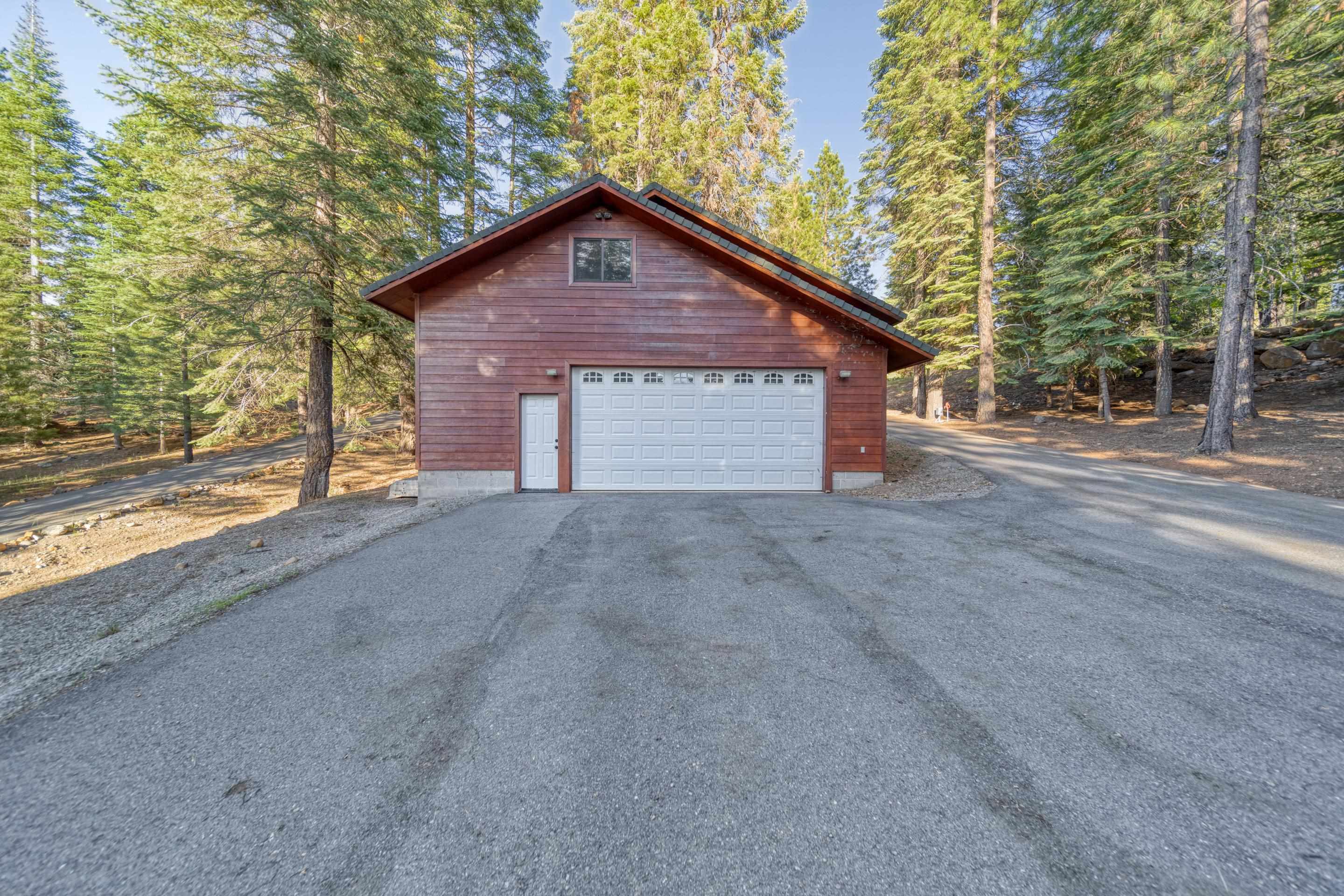 147 Lake Almanor W Dr, Lake Almanor West, CA 96020 MLS 20220749