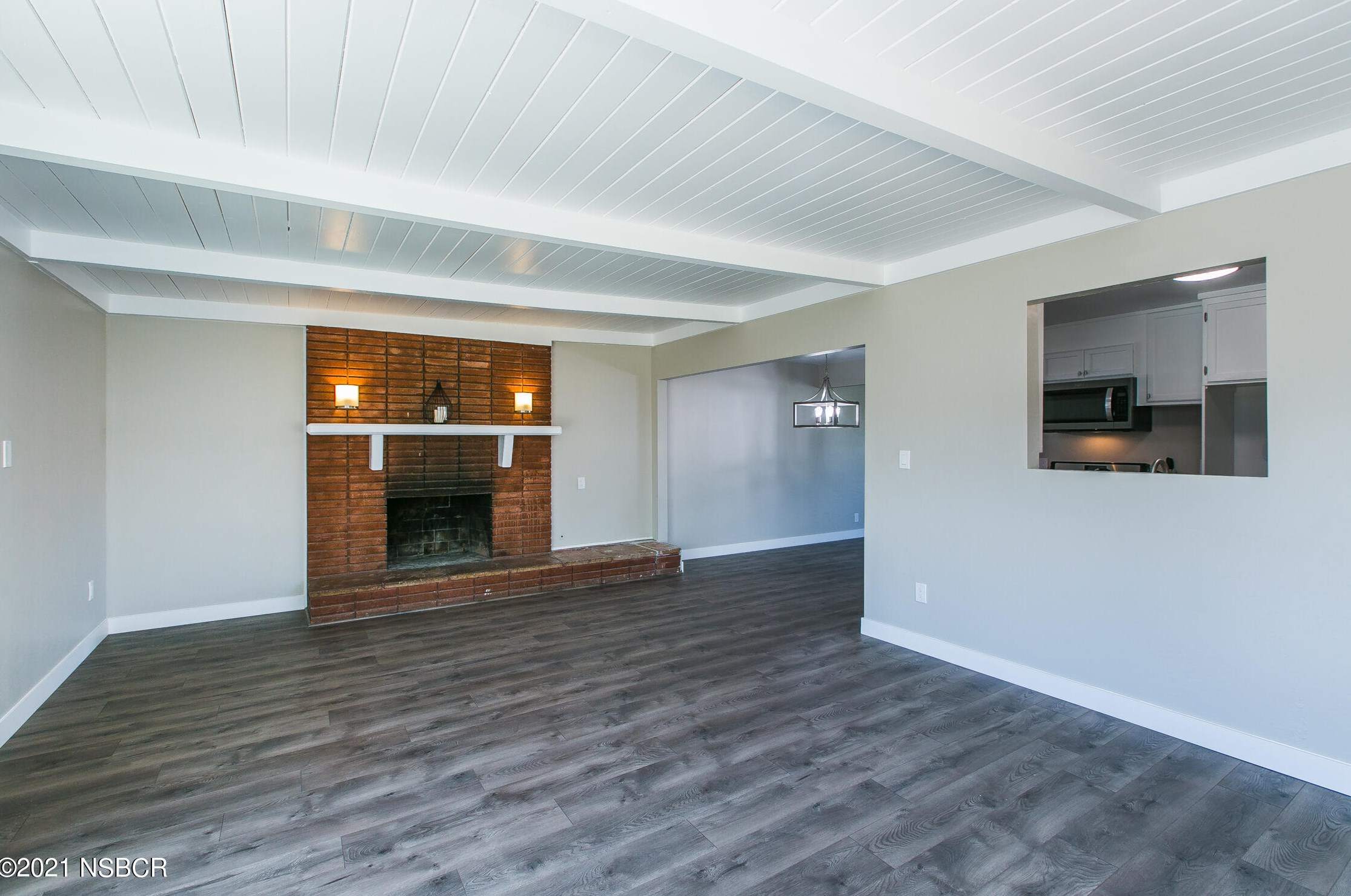 1204 Pine Ave, Lompoc CA  93436-0042 exterior