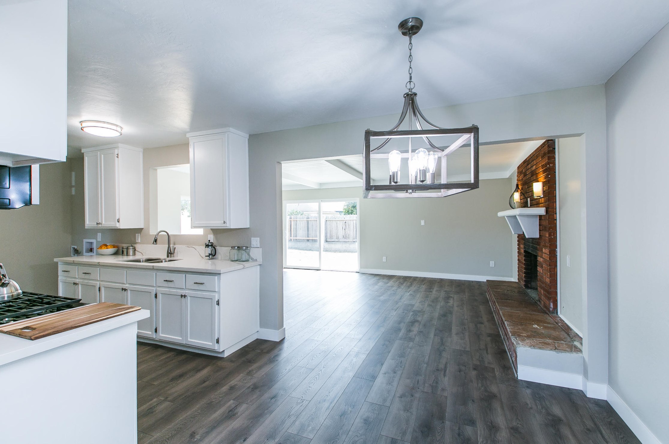 1204 Pine Ave, Lompoc CA  93436-0042 exterior