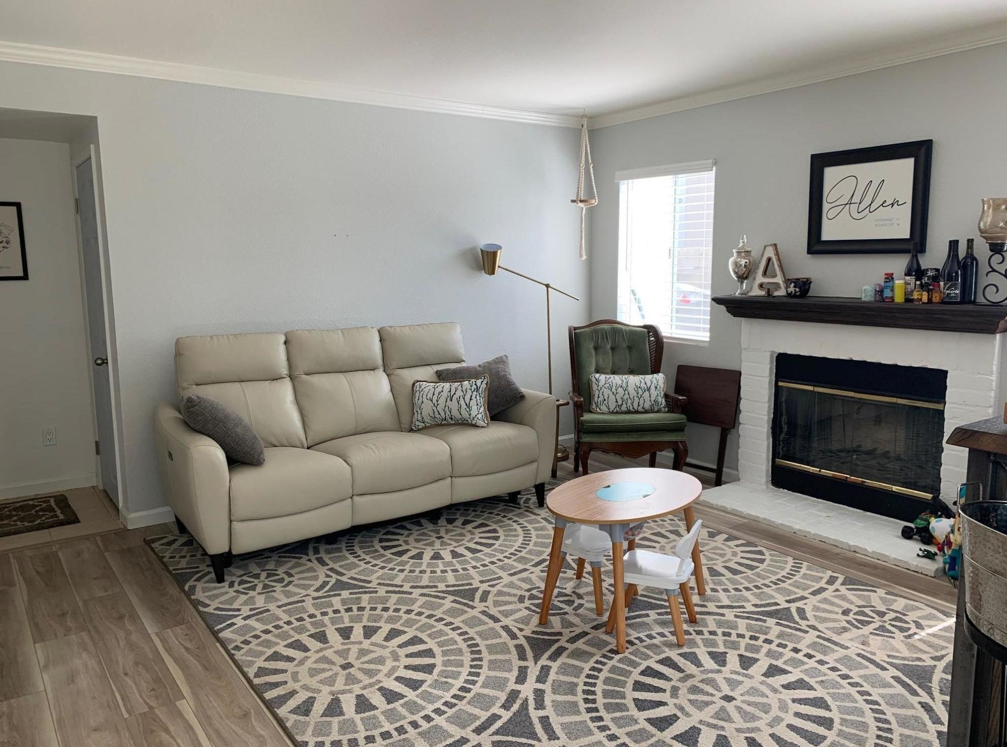 1213 Timothy Ct, Lompoc CA  93436-3297 exterior