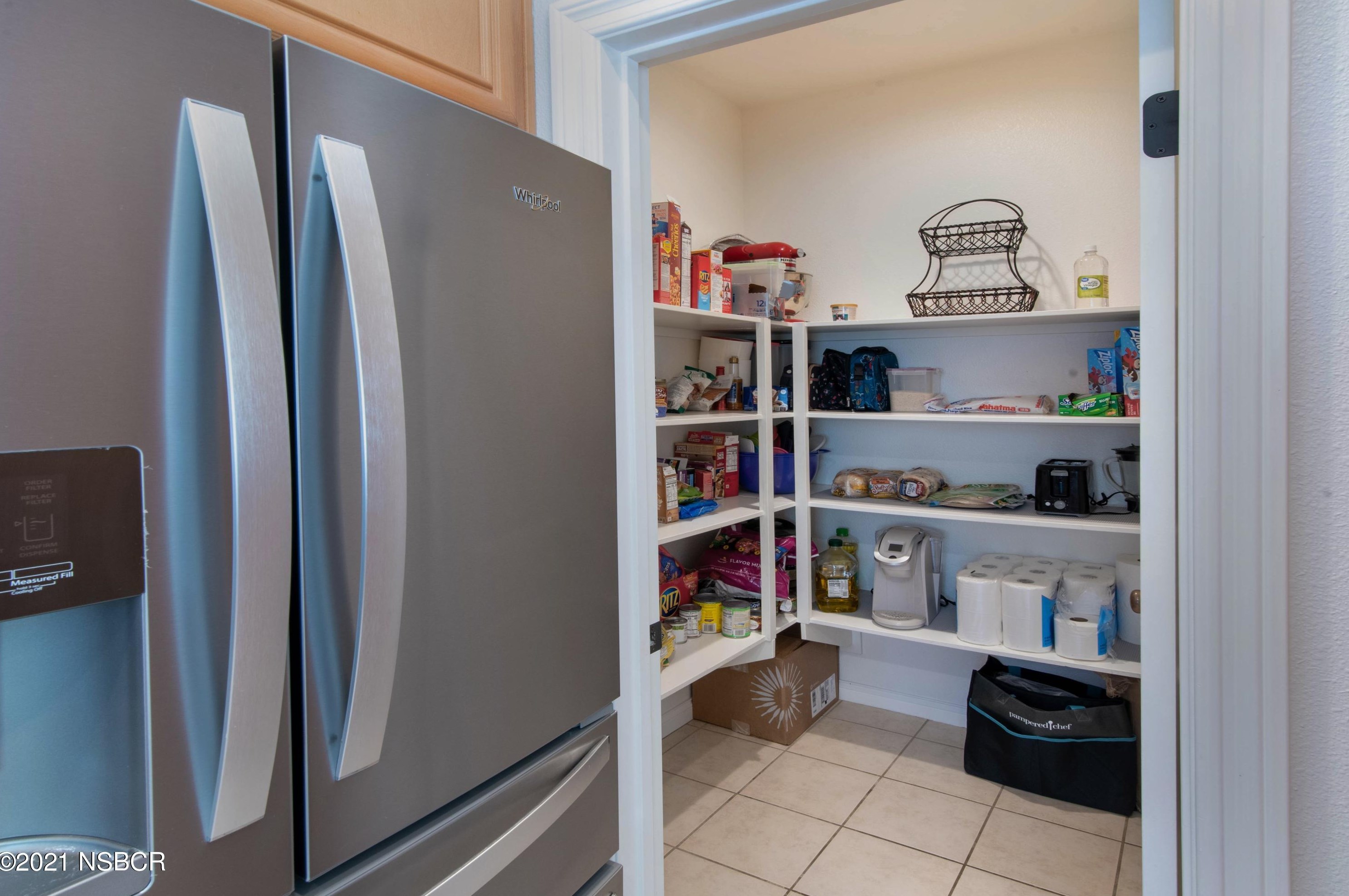 3725 Jupiter Ave, Lompoc CA  93436-1940 exterior