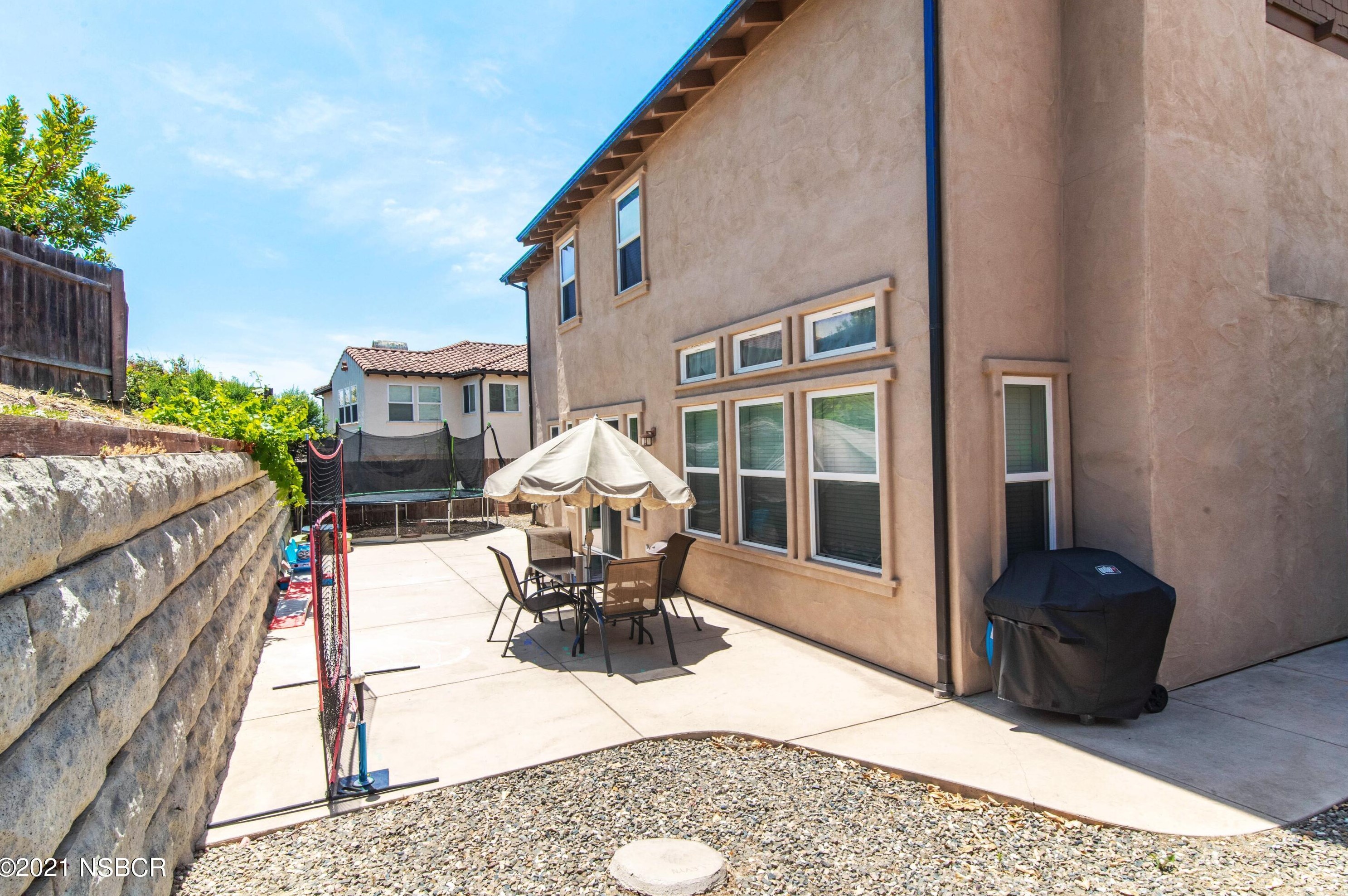 3725 Jupiter Ave, Lompoc CA  93436-1940 exterior