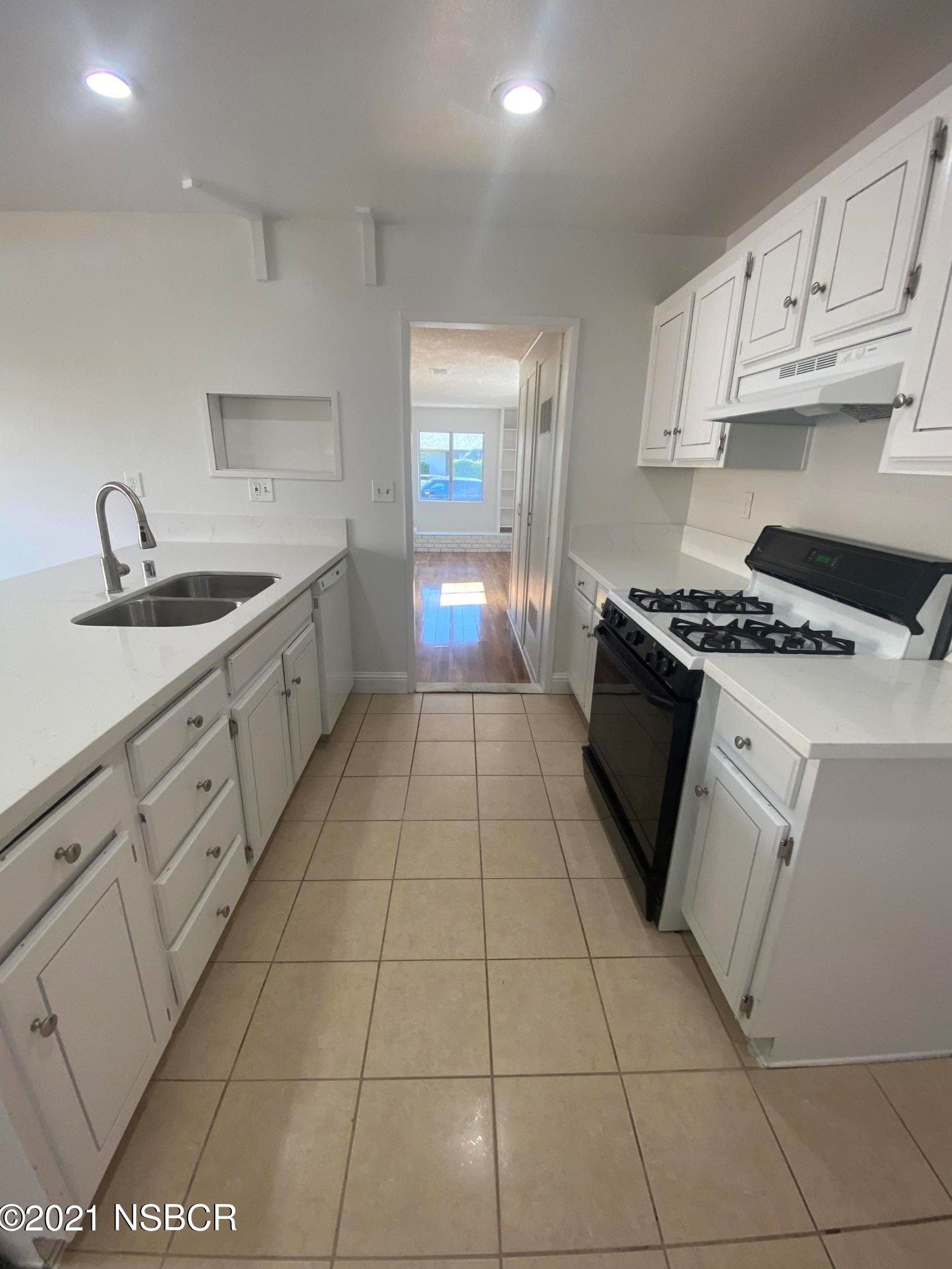 3836 Saturn Ave, Lompoc CA  93436-1922 exterior