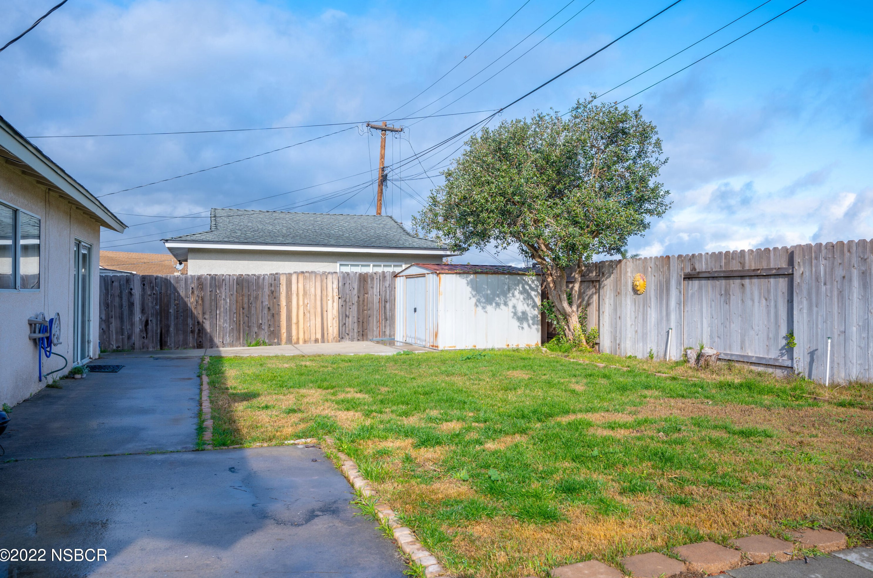 518 Mars Ave, Lompoc CA 93436-1910 exterior
