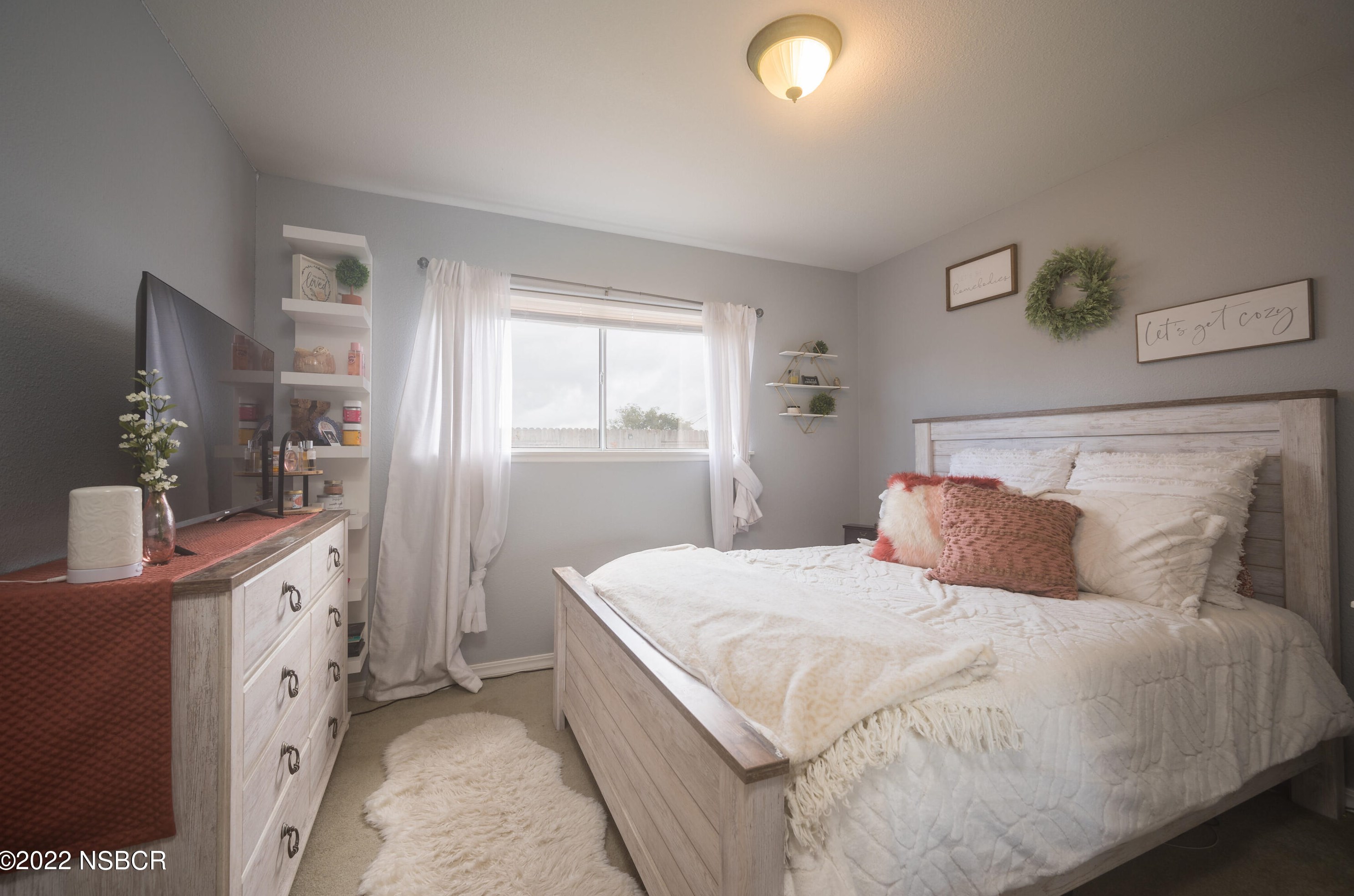 518 Mars Ave, Lompoc CA 93436-1910 exterior