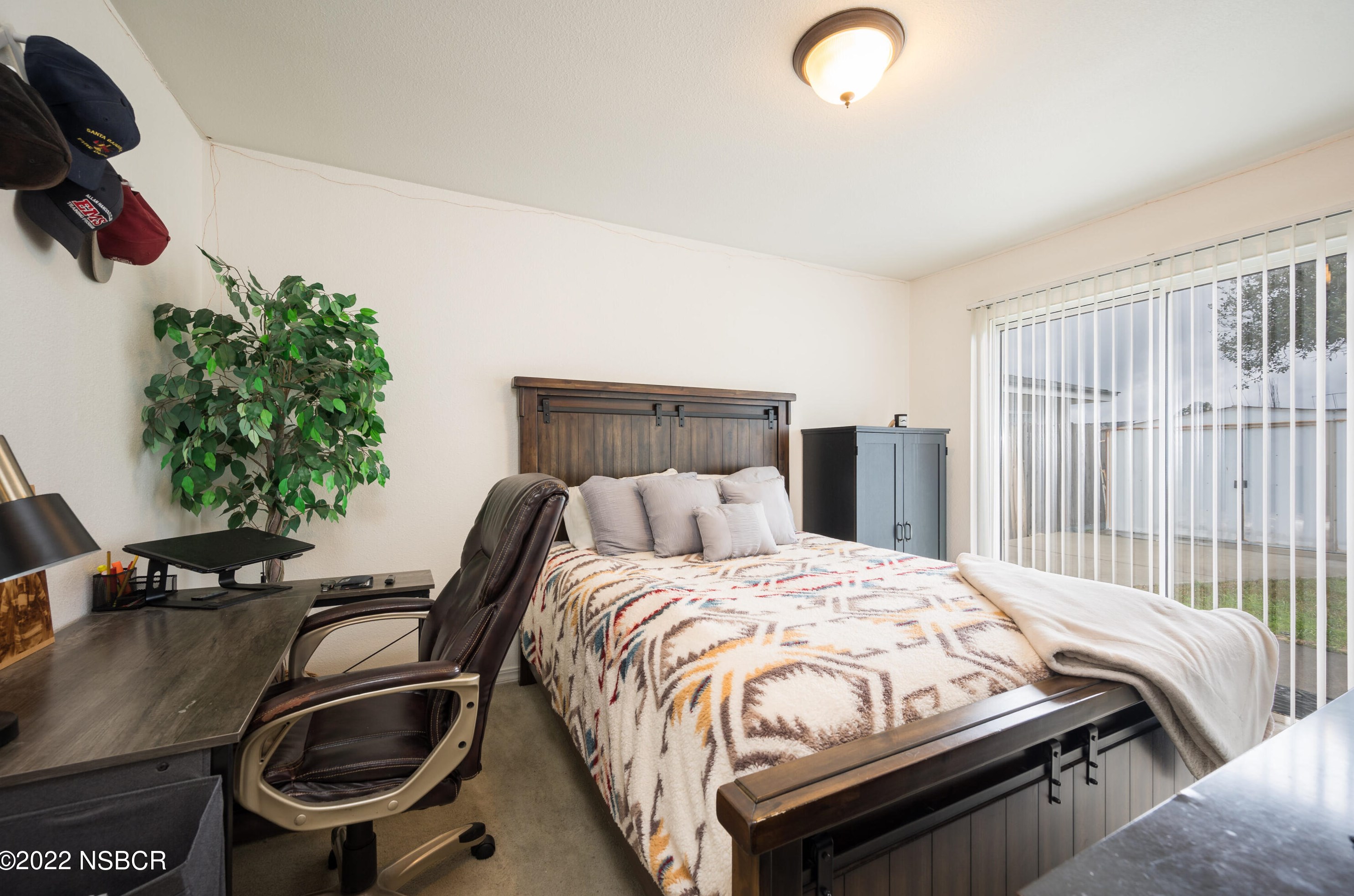 518 Mars Ave, Lompoc CA 93436-1910 exterior