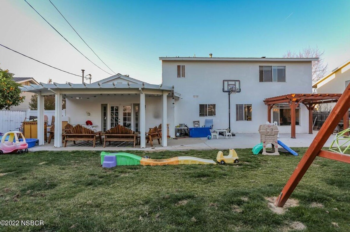 4465 Sirius Ave, Lompoc CA  93436-1018 exterior