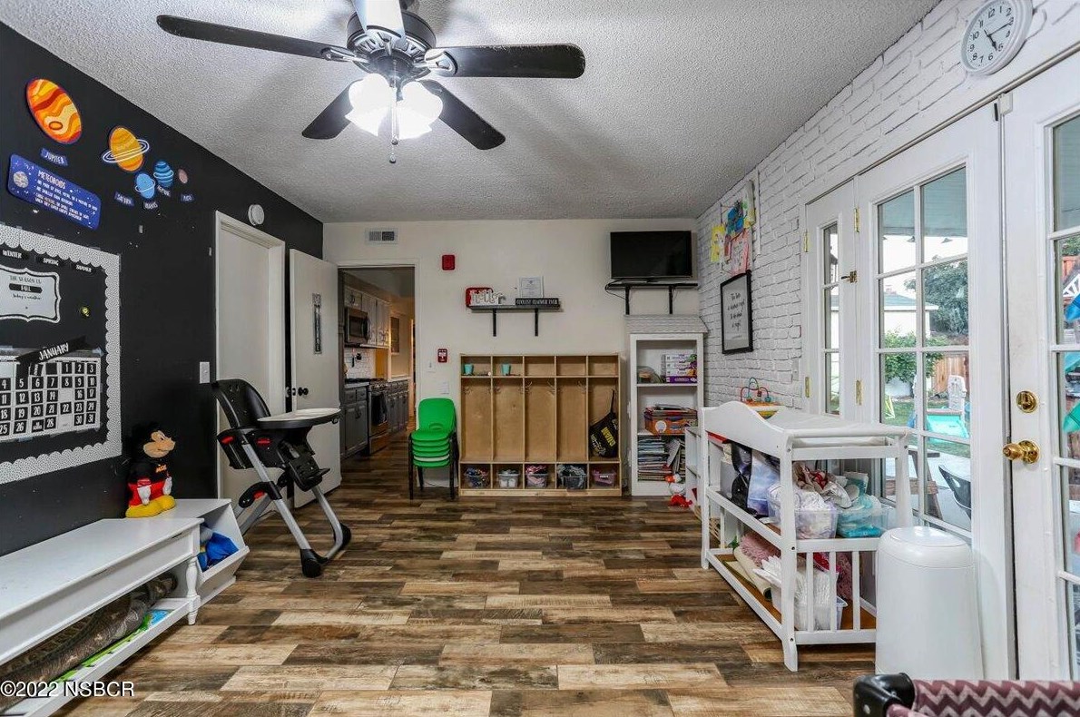 4465 Sirius Ave, Lompoc CA  93436-1018 exterior