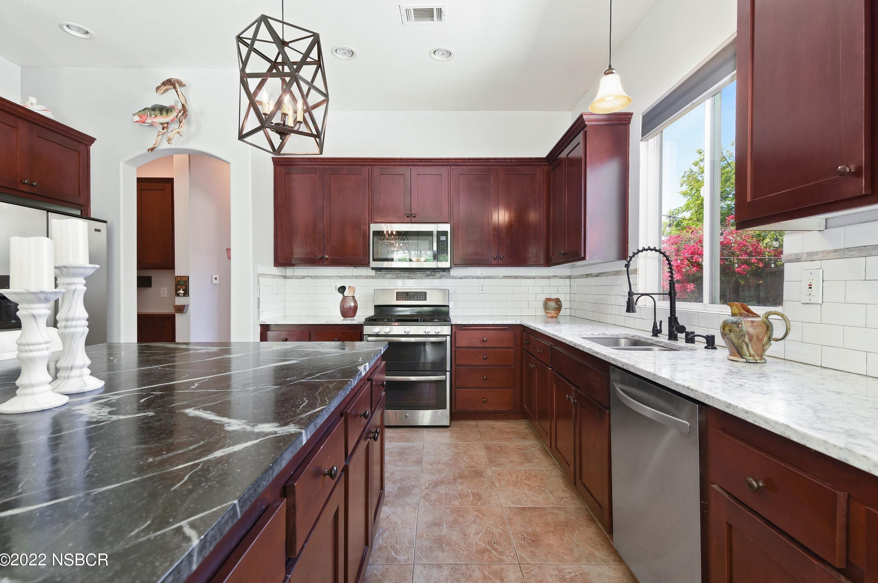 3687 Jupiter Ave, Lompoc CA 93436-1940 exterior