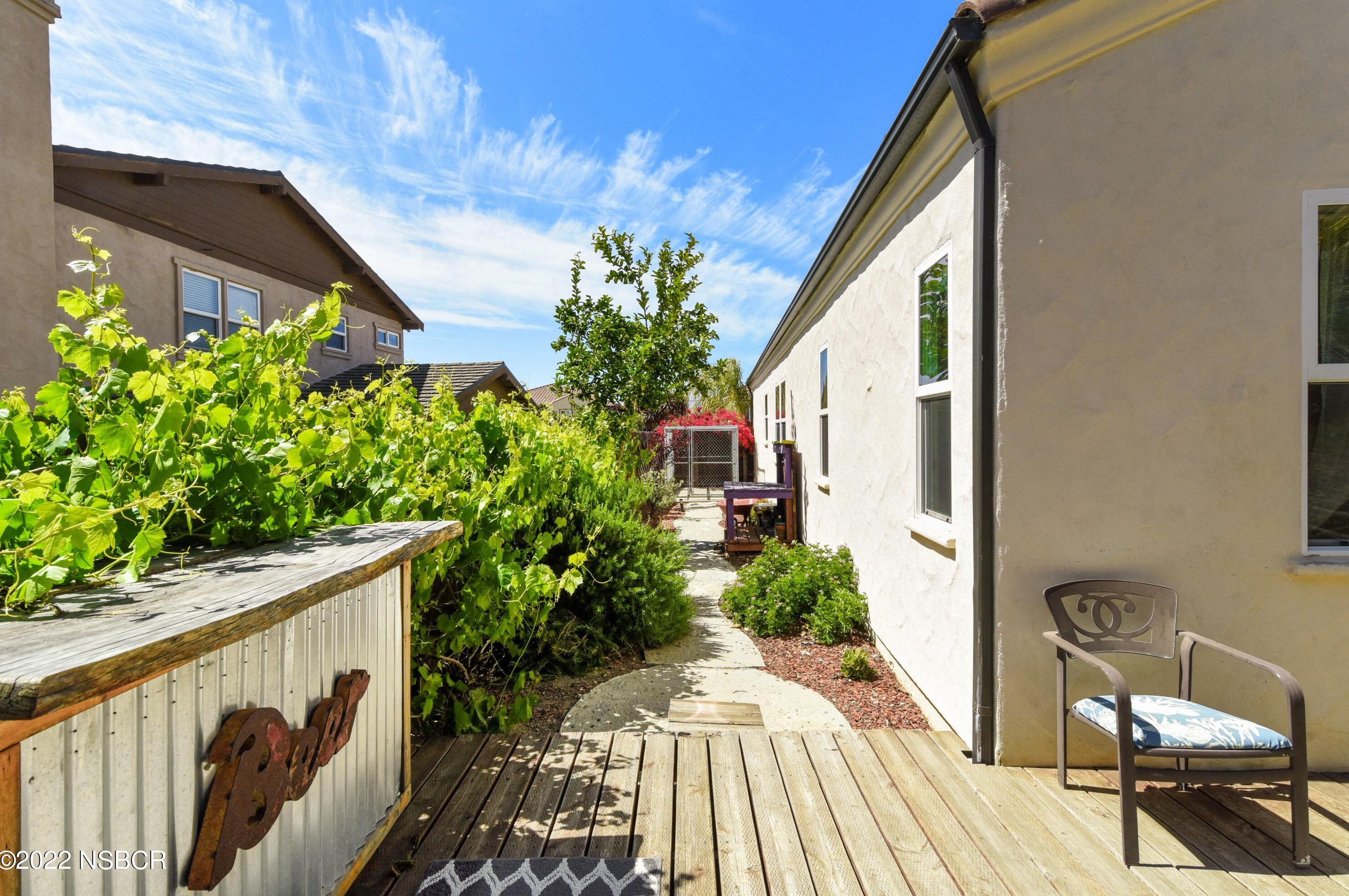 3687 Jupiter Ave, Lompoc CA 93436-1940 exterior